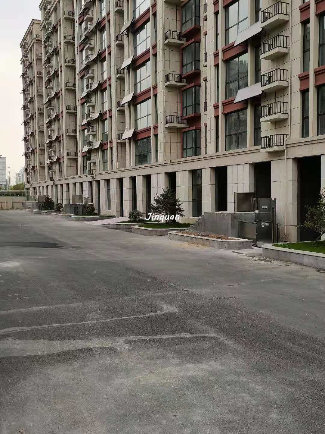 日照小區8臺無障礙升降機